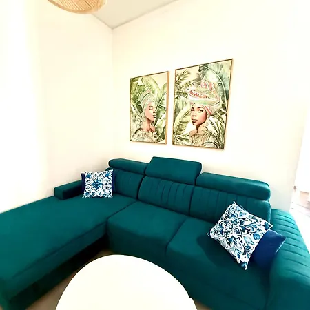 Fendi Appartement Carini